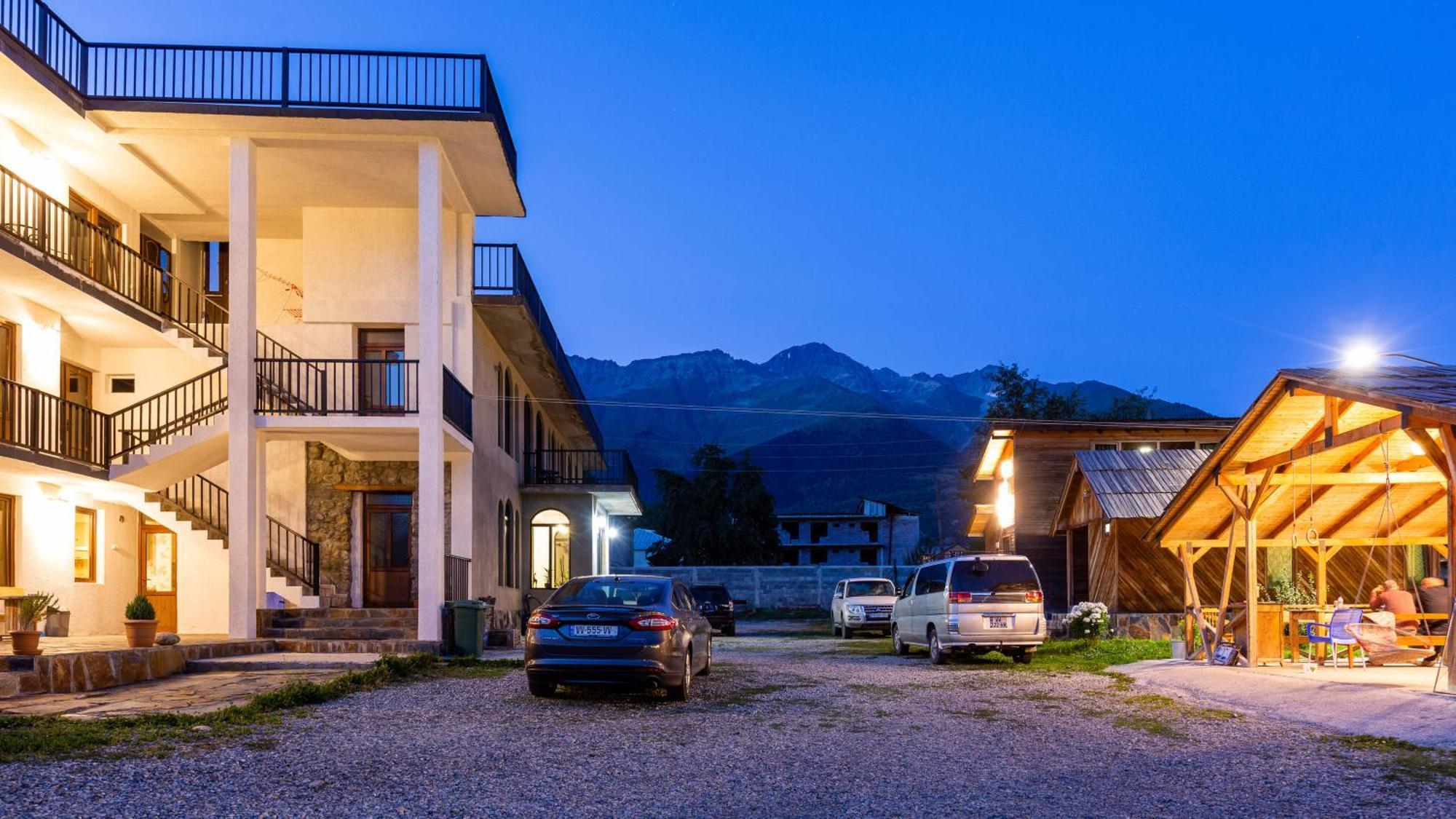 Hotel Level Mestia Exterior photo